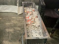 -何师烧烤·香辣蟹·川菜·30年老品牌(太古里旗舰店)