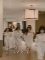 -艾米丽婚纱礼服