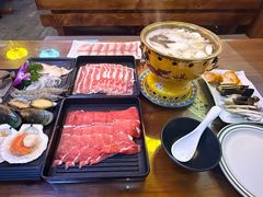 -丽江庭院·云南野生菌·海鲜火锅(鼓楼四合院店)