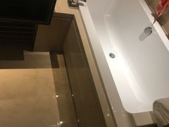 -广州天河希尔顿酒店