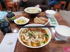 -晋宝章大同刀削面(月坛店)