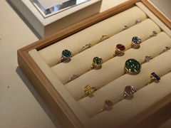 -LADY FAFA(巨鹿路陕西南路路口店)