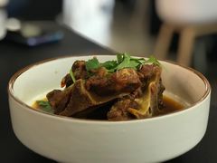 香辣牛骨-贡梅老面馆·蟹粉面·无锡特色小吃(南长街主推店)