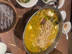 -穿越时尚餐厅(英武中路店)