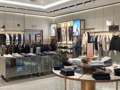 -王府井百货熙地港店