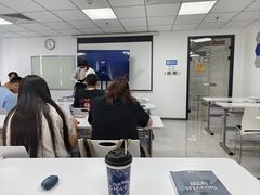 -新航道雅思托福·留学·考研培训(人民广场校区)