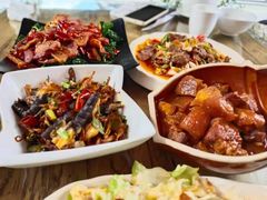 -隔壁老王·家常云南菜(花巷店)