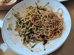 -严记小天府酸菜鱼(西四路店)