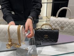 -Chanel(德基广场店)