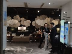 -新盈光·云会所(百丈东路店)