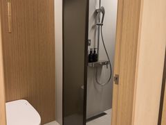 -深圳富苑皇冠假日套房酒店