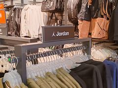 -NIKE上海青浦优选体验店