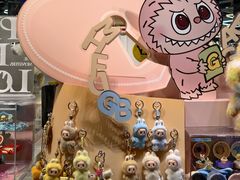 -泡泡玛特POPMART(侨福芳草地店)