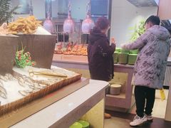 -新艺自助美食城(中山路店)