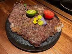 -蟹犇前•帝王蟹雪蟹(陆家嘴店)