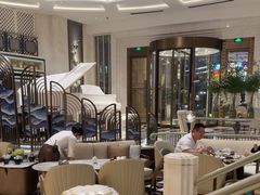 -浅深(世茂滨江精品店)