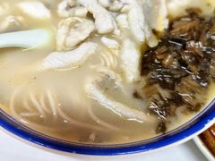 -明呈黄鱼面馆(斜土路店)