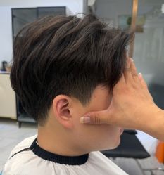 -镁连社·美联社