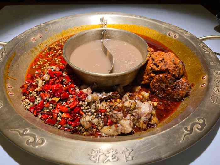 哥老官重庆美蛙鱼头(长寿路店)-"哥老官真的是百吃不腻的一家店了!