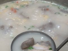 -煲王粤菜餐厅(中侨中心店)