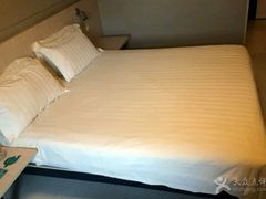 -白玉兰商务酒店(沈阳陆军总院店)