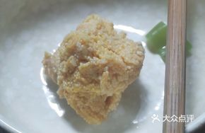 Fish Roe and Fish Bladder Hot Pot