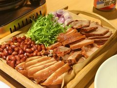 -关东小磨东北菜(上海长风大悦城店)