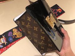-LV路易威登(时代广场店)