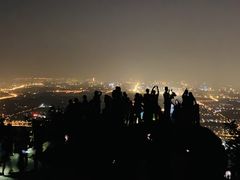 -鬼笑石后山停车场