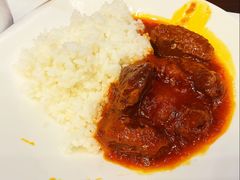 红烩牛肉饭送罗宋汤-东海咖啡馆