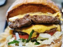 -The Habit Burger Grill 哈比特汉堡(复兴soho店)
