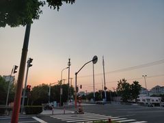 -地锅公社·现炒地锅鸡·地锅鱼·夜宵(罗锦路店)