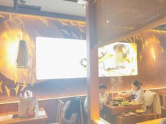 -呷哺呷哺(凯旋广场店)
