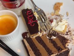 -怡咖啡海鲜自助餐厅(浦东香格里拉店)