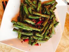 -维吾尔餐厅(宜山路店)