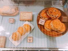 -SKROLL卡特司库·蛋糕定制·生吐司·司康(古北程家桥店)