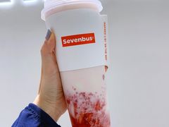 草莓桃子麻薯牛奶天堂-Sevenbus一家奶茶店(昆明大悦城店)