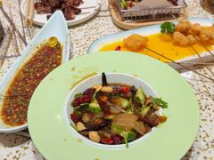 -小董哥烤串·爆汁大油边(故宫店)