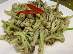 菜花炒土猪肉-鹅城
