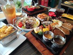 -豪客来牛排(府河店)