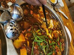 -乡土特色.冷锅鱼.牦牛肉汤锅