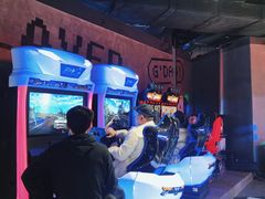 -世代星球·保龄球·镭战真人CS·团建(杨浦店)