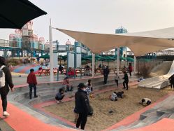 -季高兔窝窝亲子园(上海薰衣草公园店)