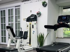 -简·无界健身工作室·运动康复·体态(石厦店)