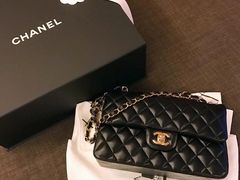 -CHANEL(恒隆广场店)