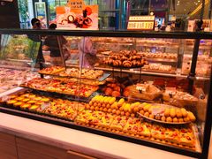 -巴黎贝甜(大宁国际商业广场店)