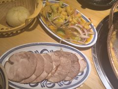 -洱火云南酸菜牛肉火锅(石景山当代商城店)