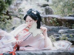 -翩若国风汉服体验馆