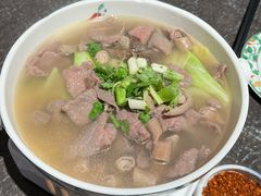 -渔语鱼新川菜Bistro(万象天地店)