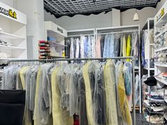 -翰皇直营洗衣洗鞋(望京鹿港店)